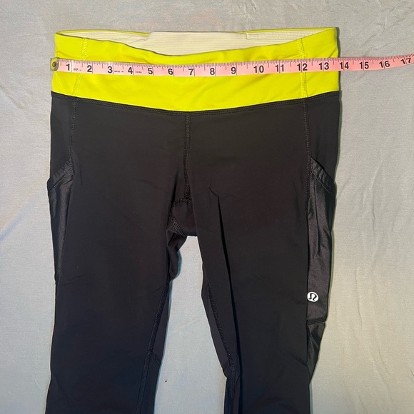 Lululemon Black and Green Leggings Size 6 - Picture 4 of 5